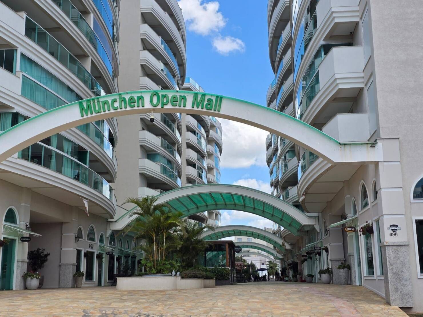 Apartamento, 3 quartos, 147 m² - Foto 1