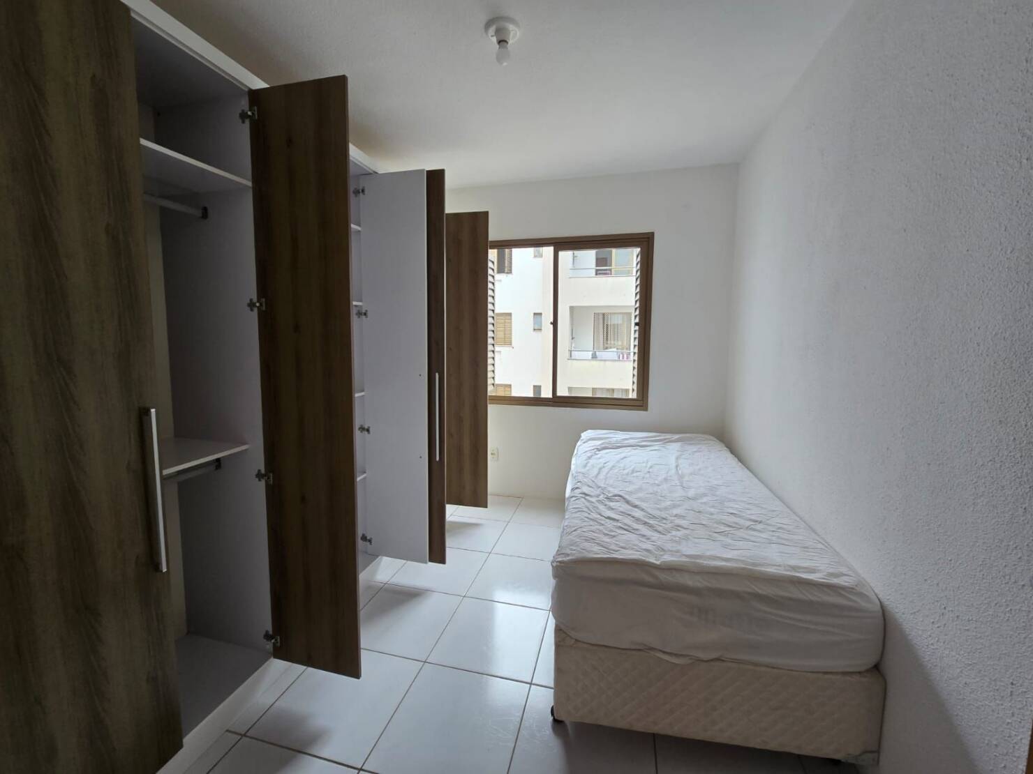 Apartamento à venda com 2 quartos, 61m² - Foto 11