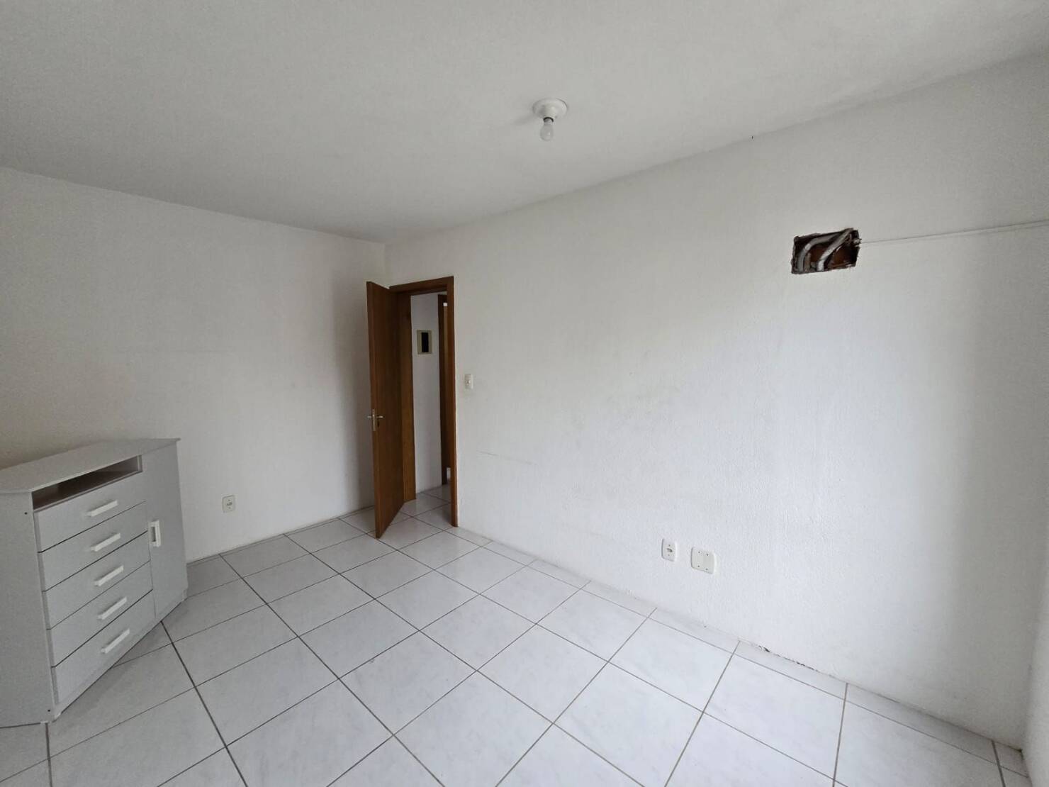 Apartamento à venda com 2 quartos, 61m² - Foto 14