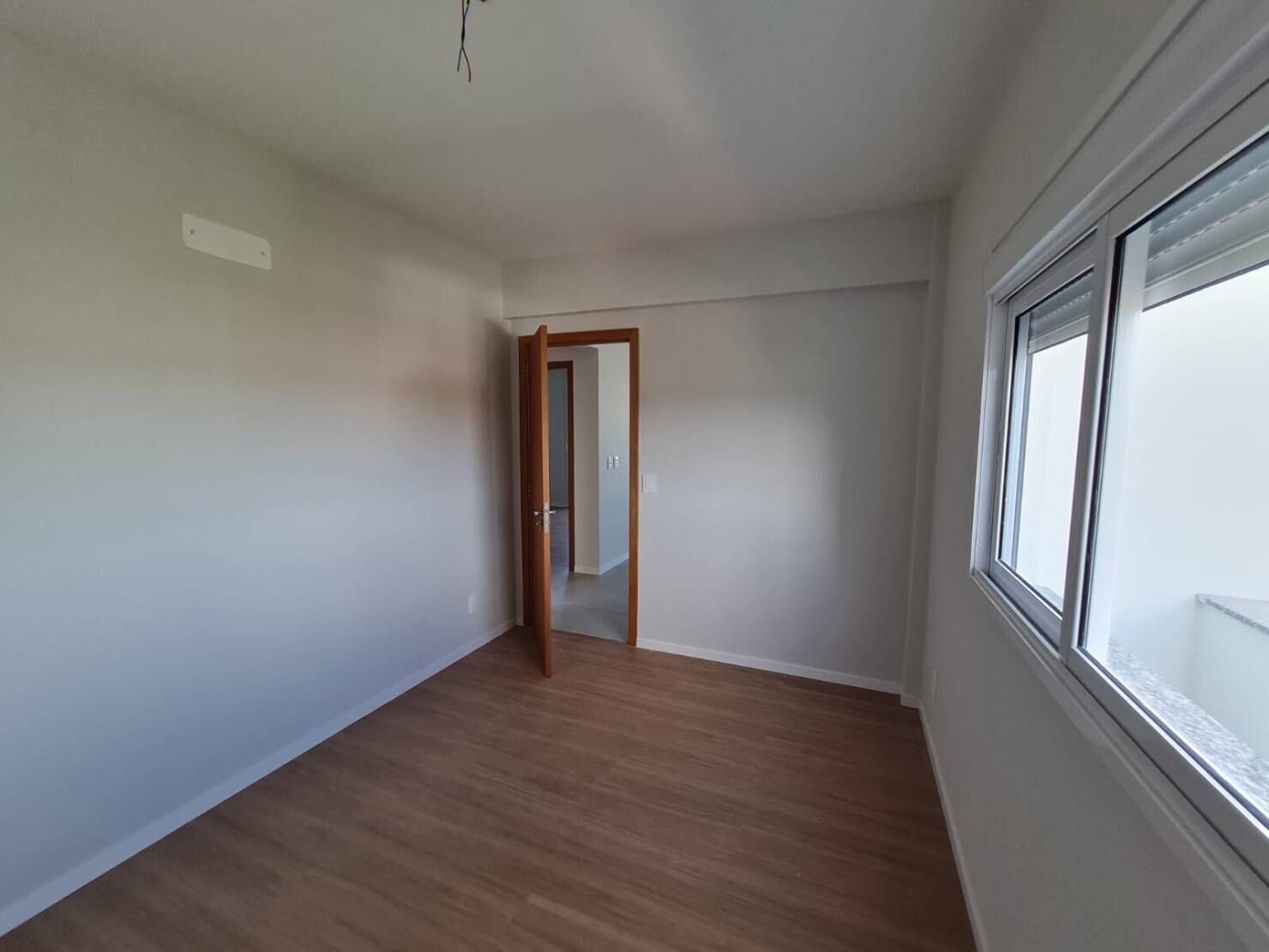 Apartamento à venda com 3 quartos, 121m² - Foto 3