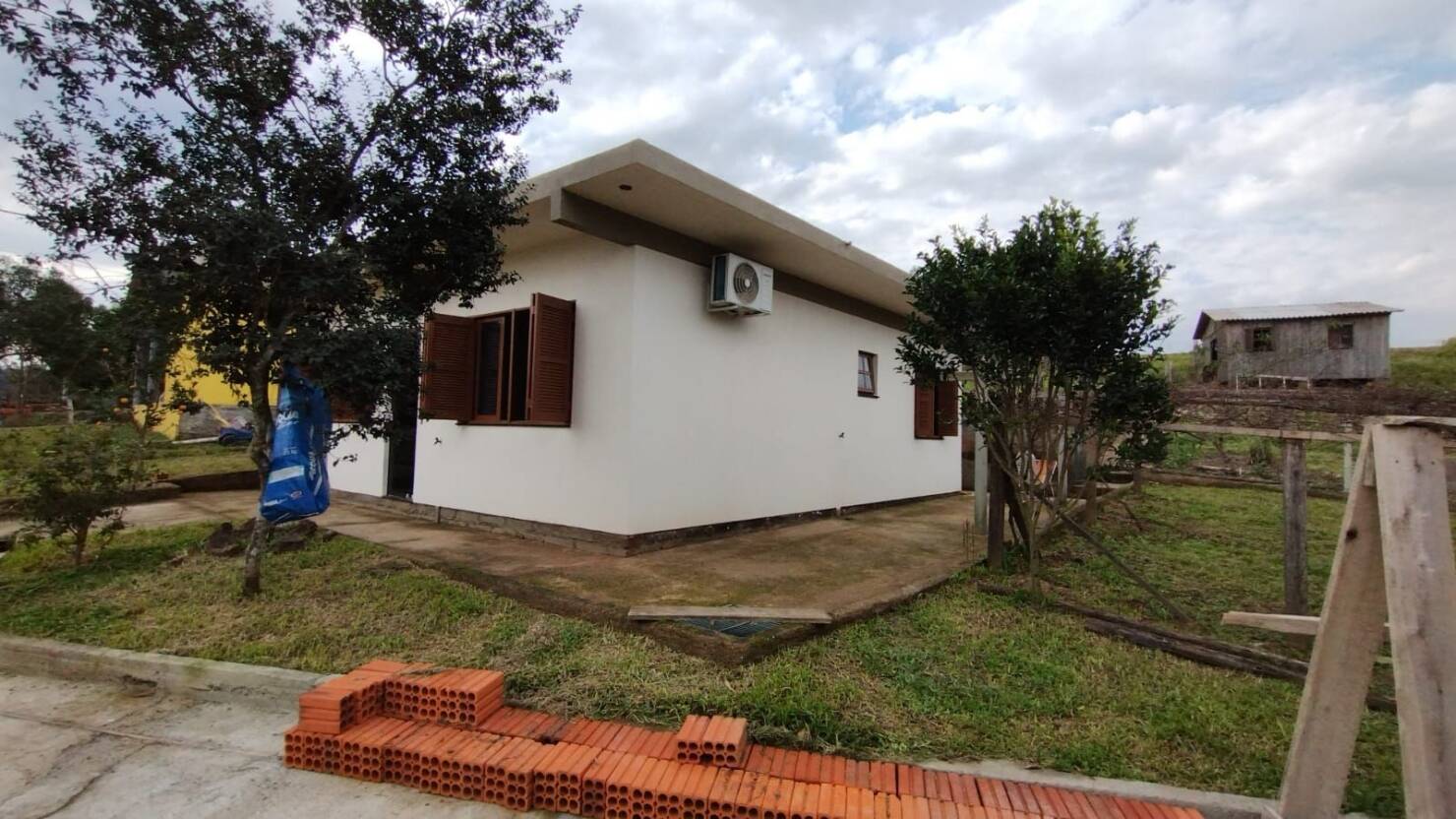 Chácara à venda com 2 quartos, 100m² - Foto 4
