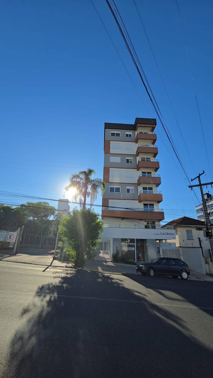 Apartamento à venda com 2 quartos, 69m² - Foto 2