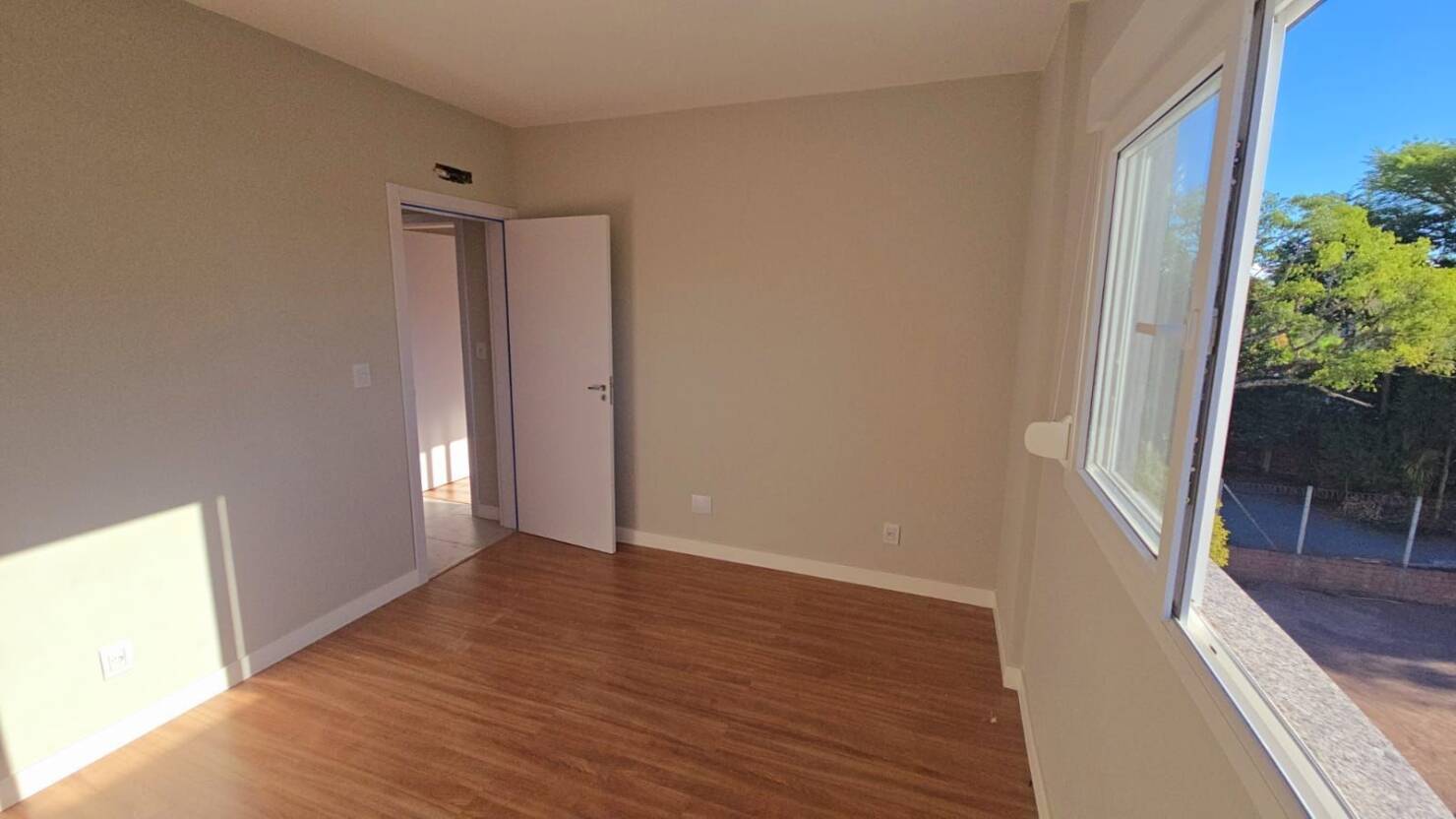 Apartamento à venda com 2 quartos, 69m² - Foto 11