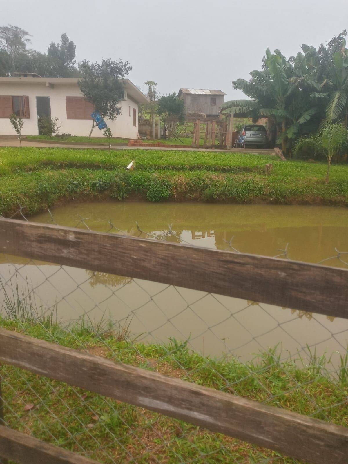 Chácara à venda com 2 quartos, 100m² - Foto 22