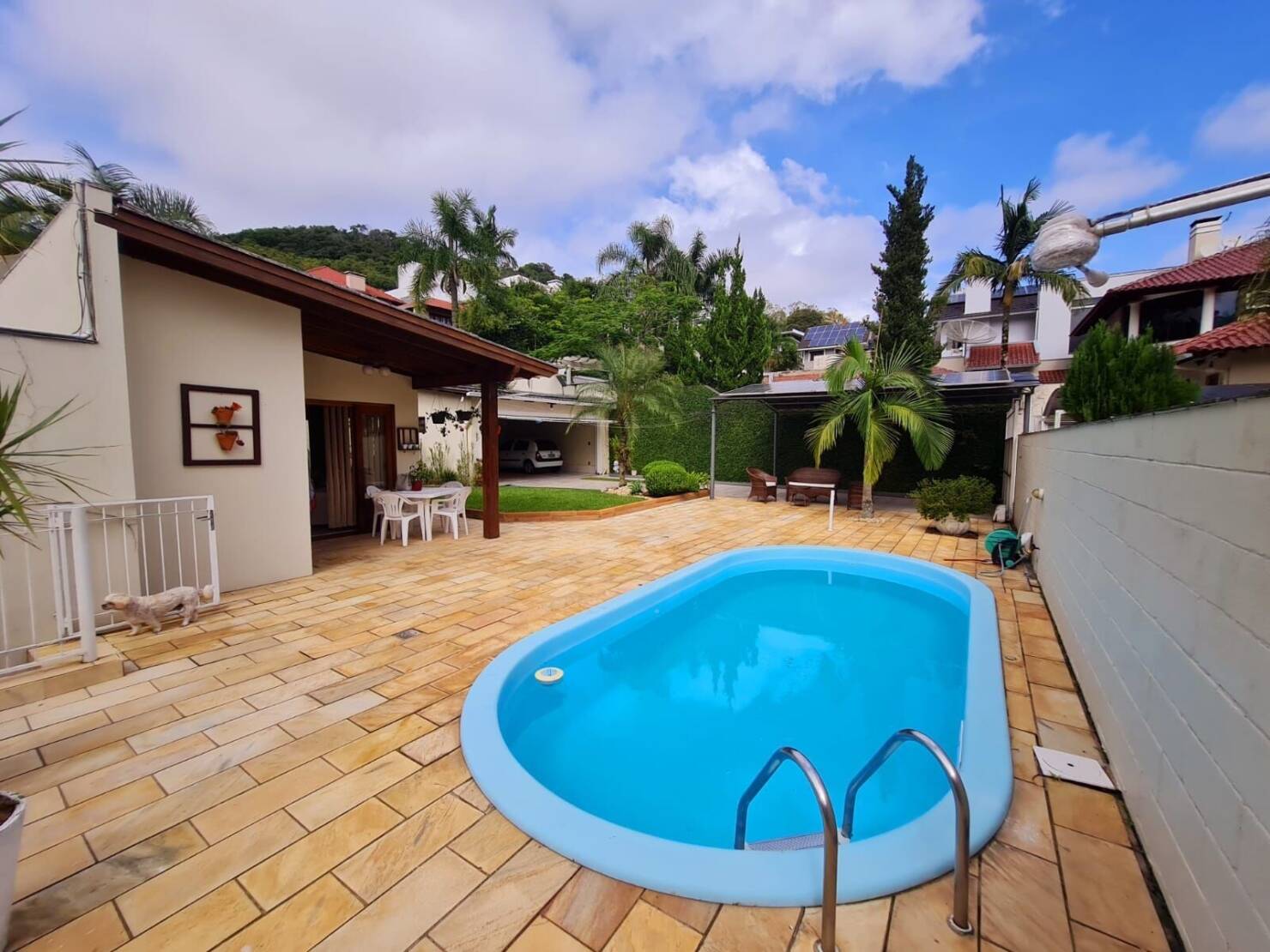 Casa à venda com 4 quartos, 346m² - Foto 4