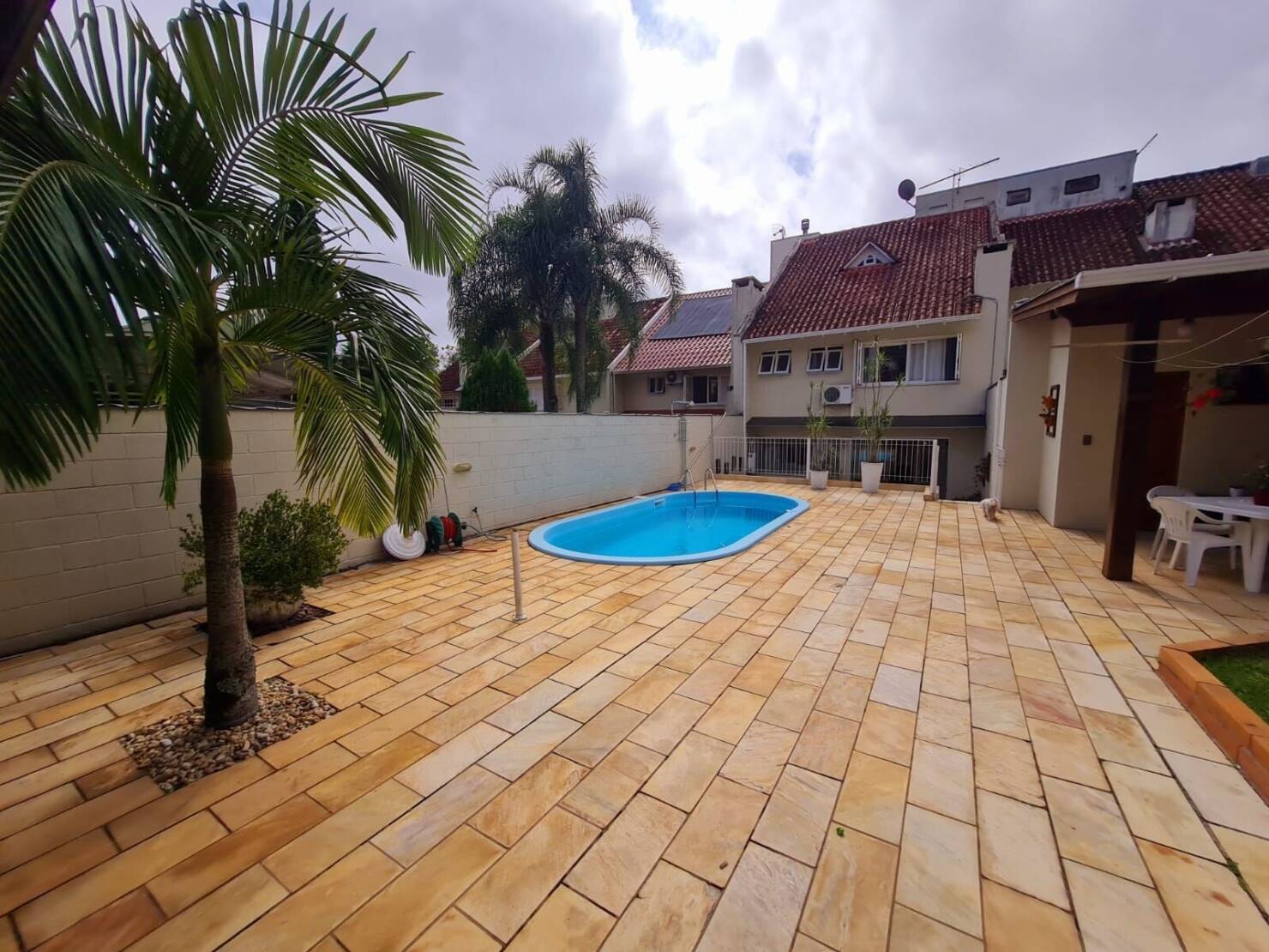 Casa à venda com 4 quartos, 346m² - Foto 5