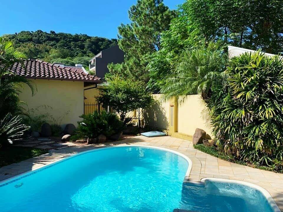 Casa, 3 quartos, 350 m² - Foto 1