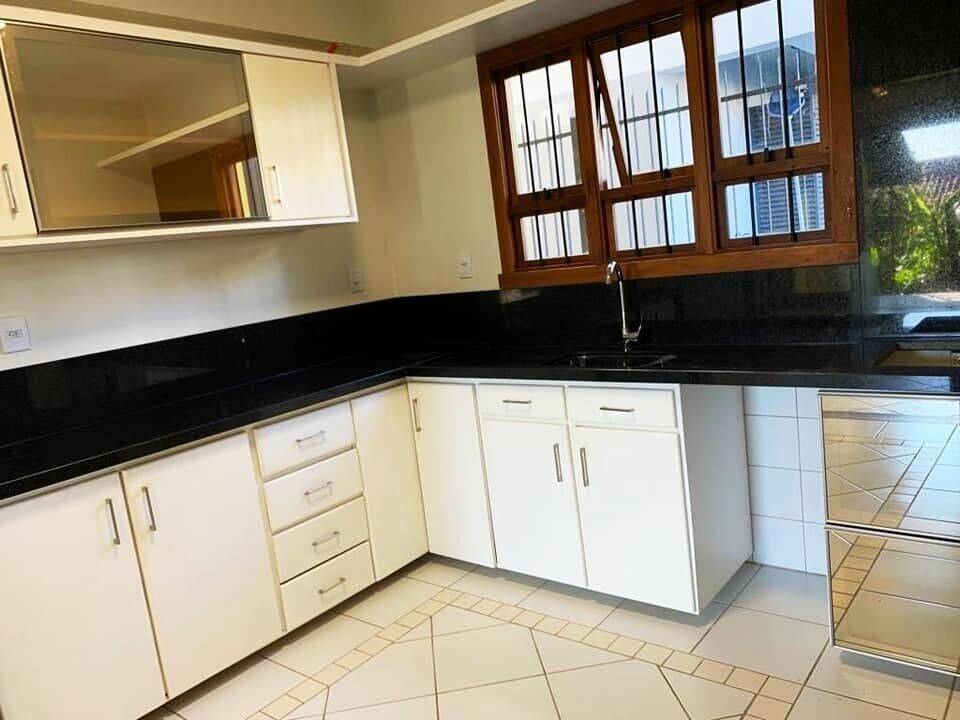 Casa, 3 quartos, 350 m² - Foto 9