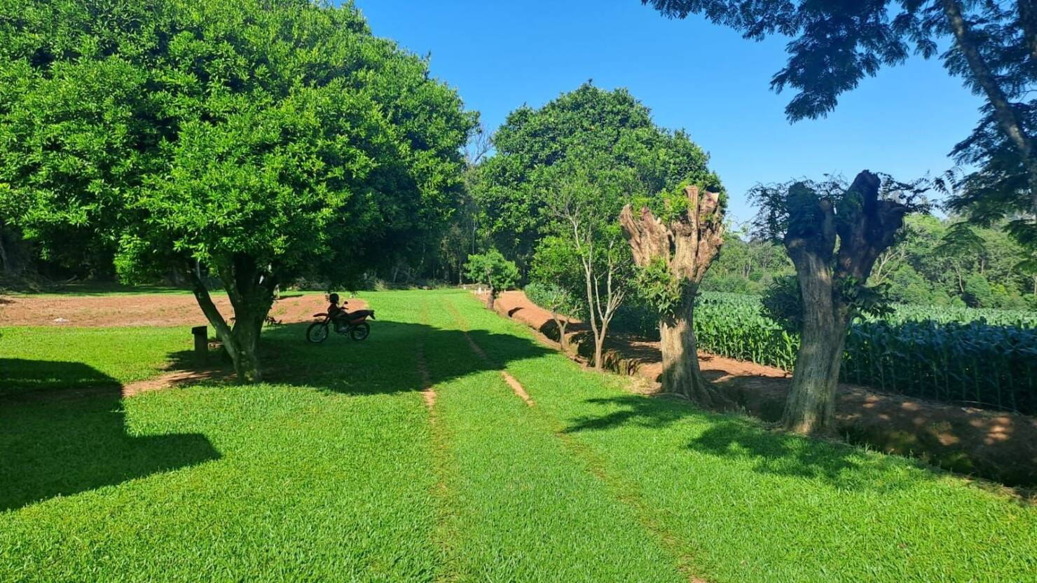 Chácara à venda com 2 quartos, 100m² - Foto 18
