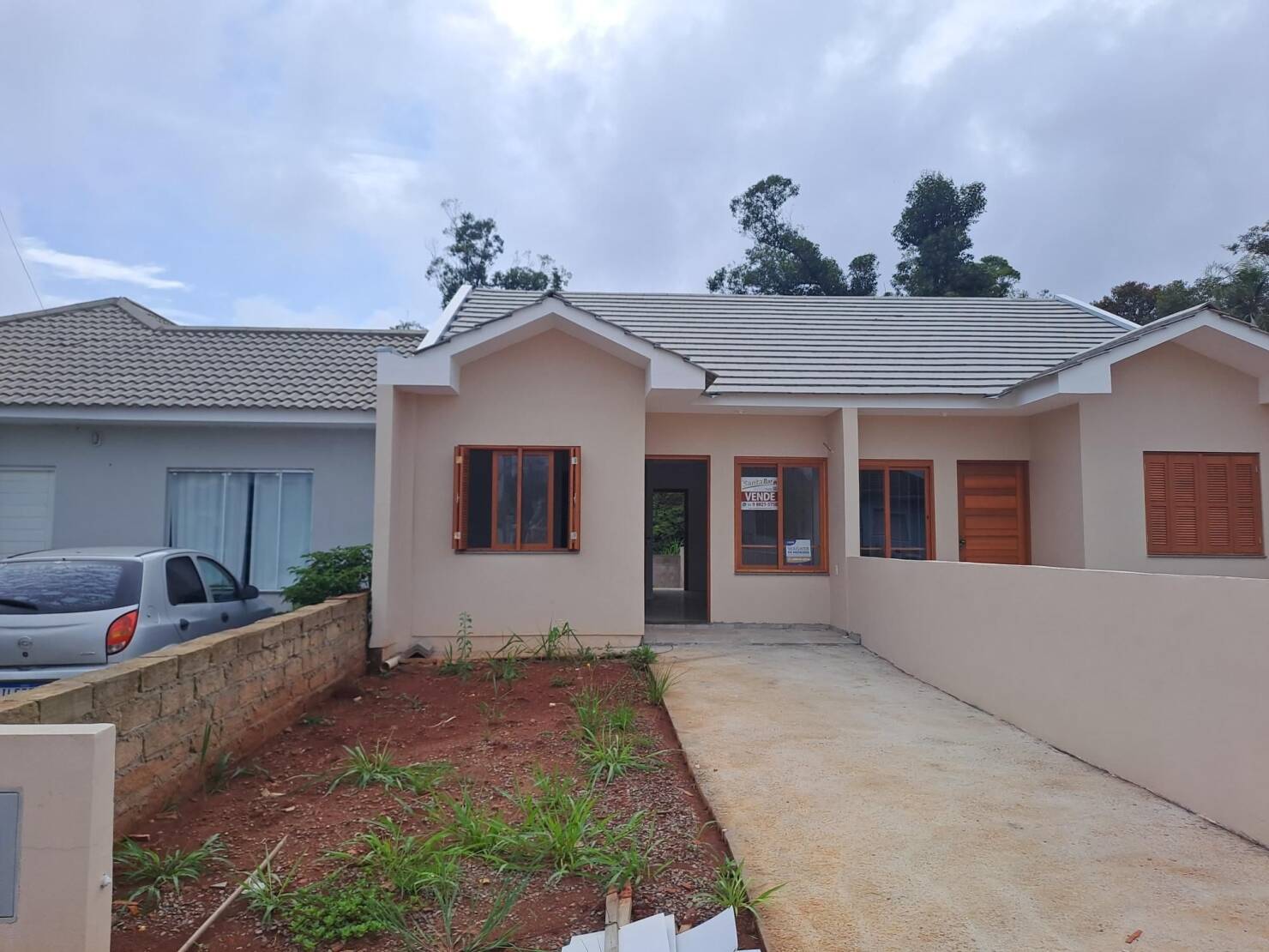 Casa à venda com 2 quartos, 56m² - Foto 2