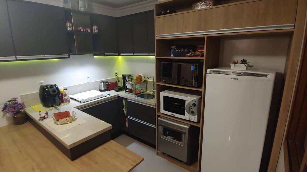 Casa, 3 quartos, 182 m² - Foto 4