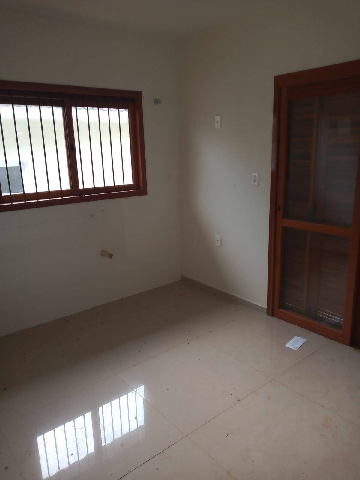 Casa à venda com 2 quartos, 61m² - Foto 6