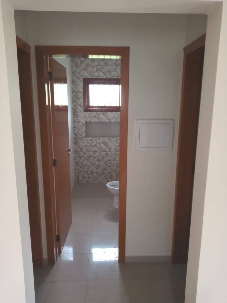 Casa à venda com 2 quartos, 61m² - Foto 9