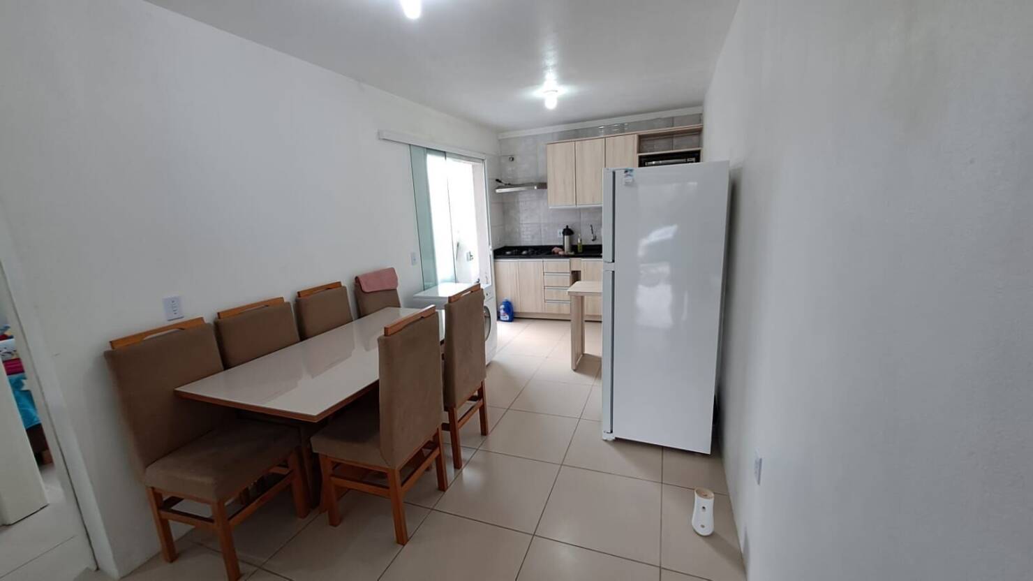 Casa à venda com 2 quartos, 61m² - Foto 3