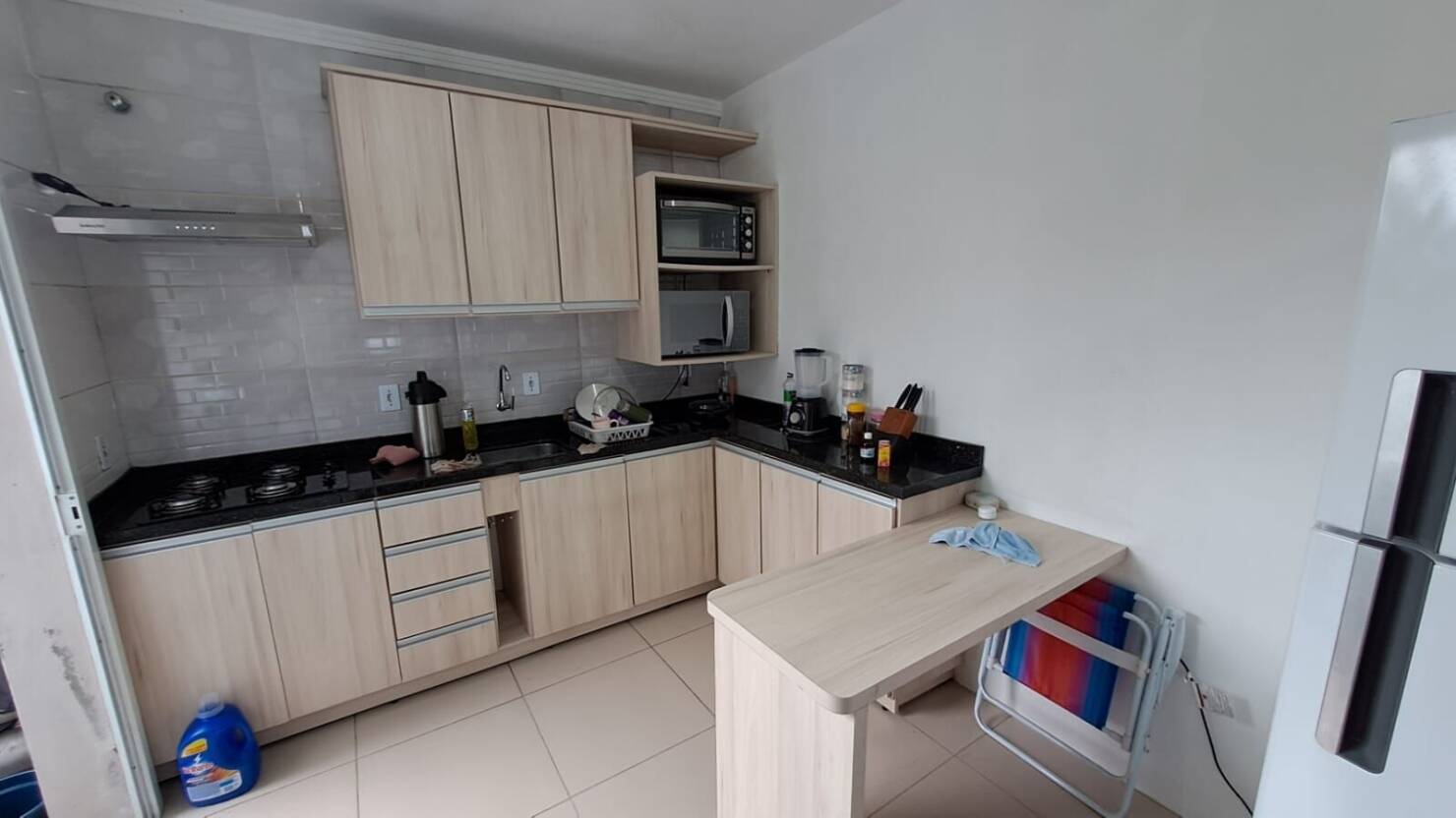 Casa à venda com 2 quartos, 61m² - Foto 4