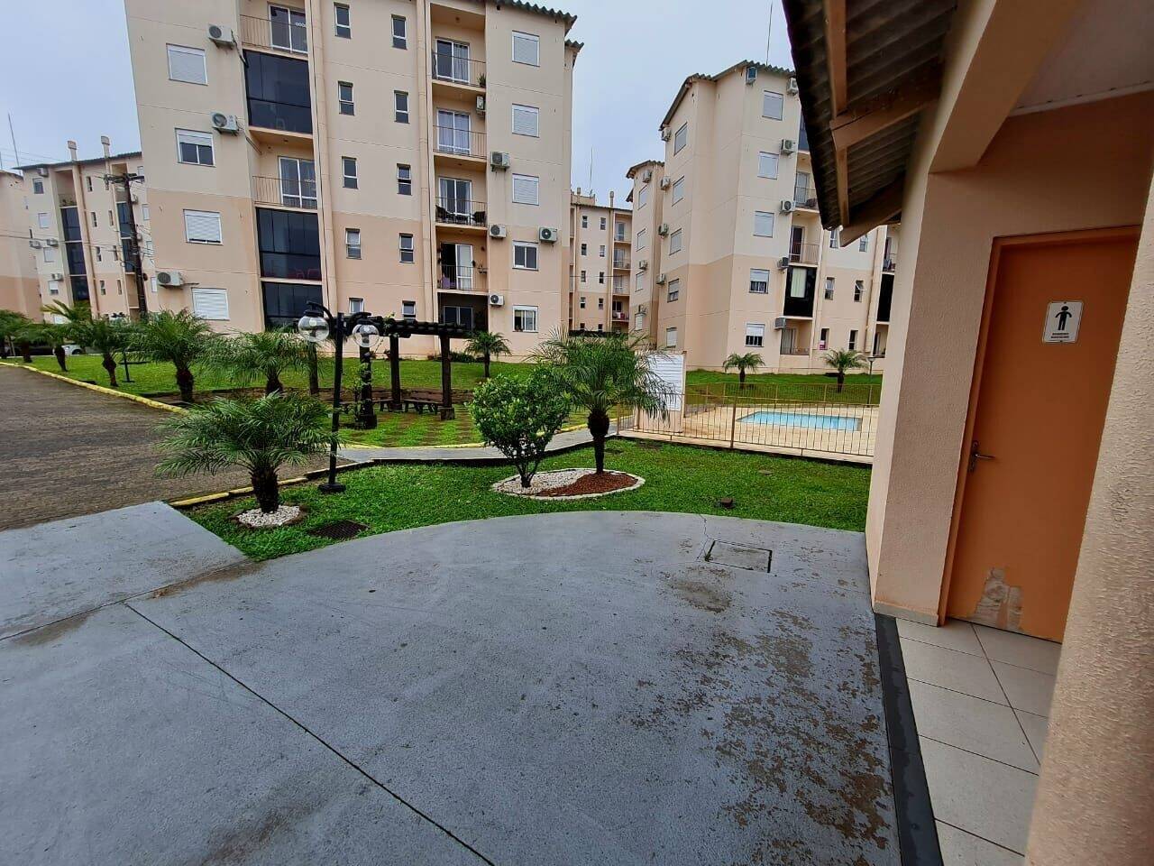 Apartamento à venda com 2 quartos, 50m² - Foto 2