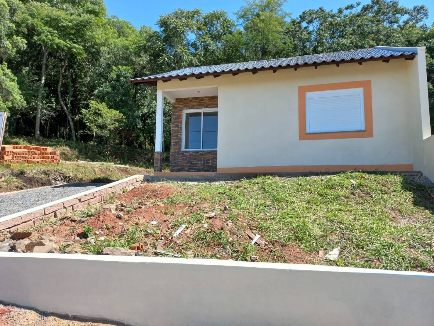 Casa à venda com 2 quartos, 52m² - Foto 4
