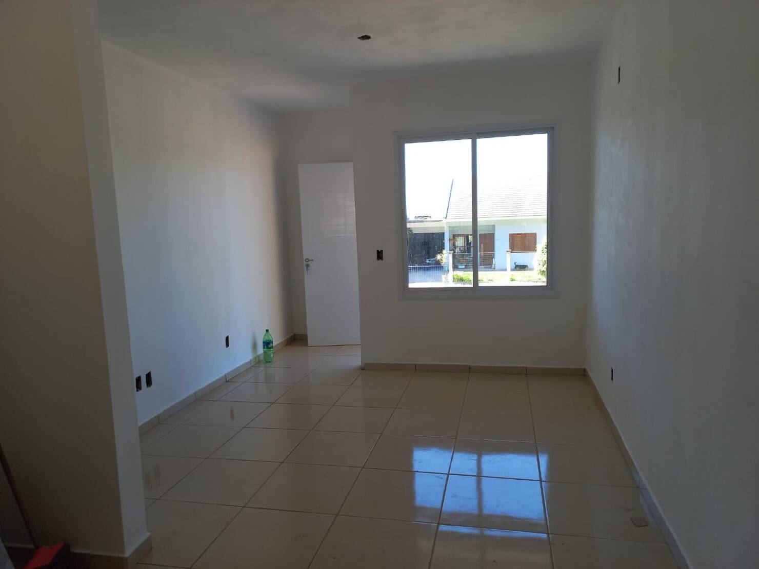 Casa à venda com 2 quartos, 52m² - Foto 7