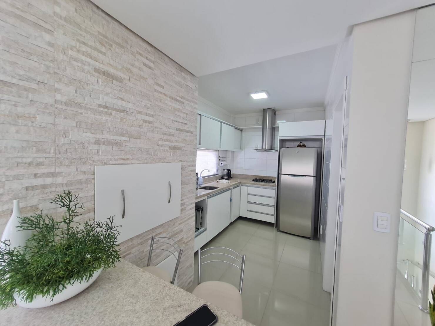 Casa à venda com 3 quartos, 360m² - Foto 9