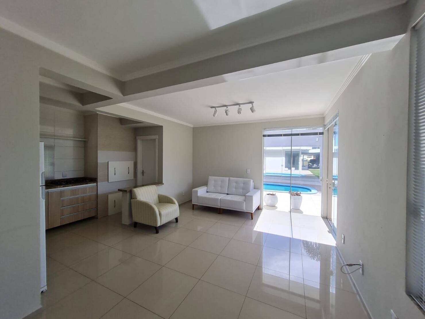 Casa à venda com 3 quartos, 360m² - Foto 21