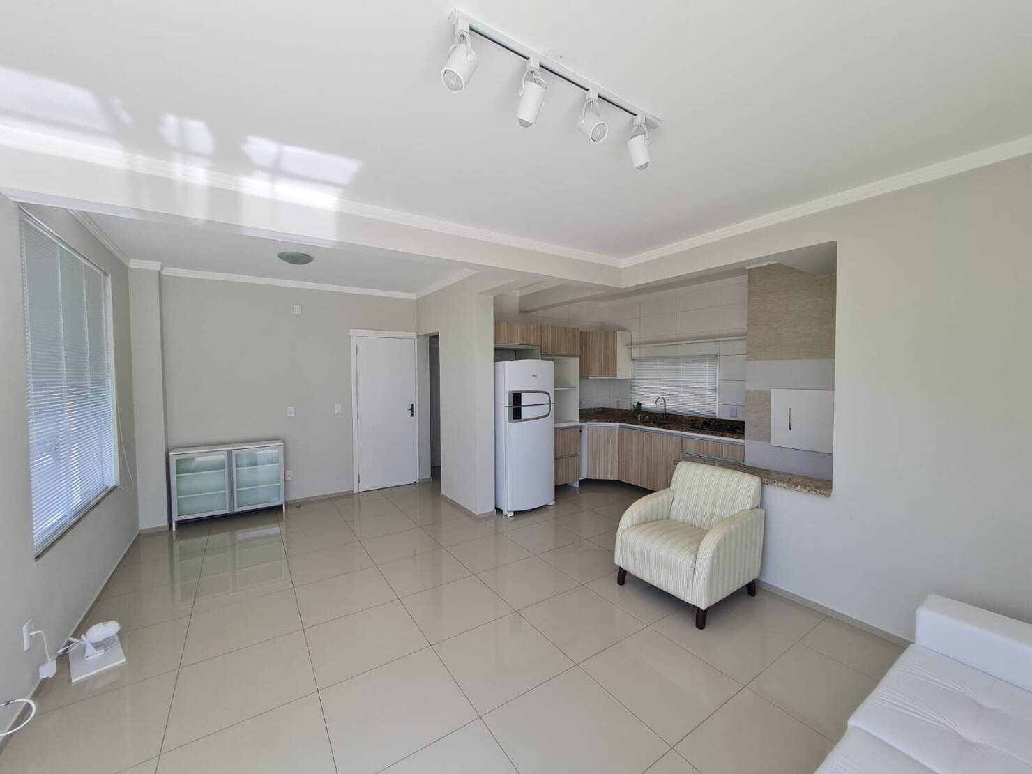 Casa à venda com 3 quartos, 360m² - Foto 23