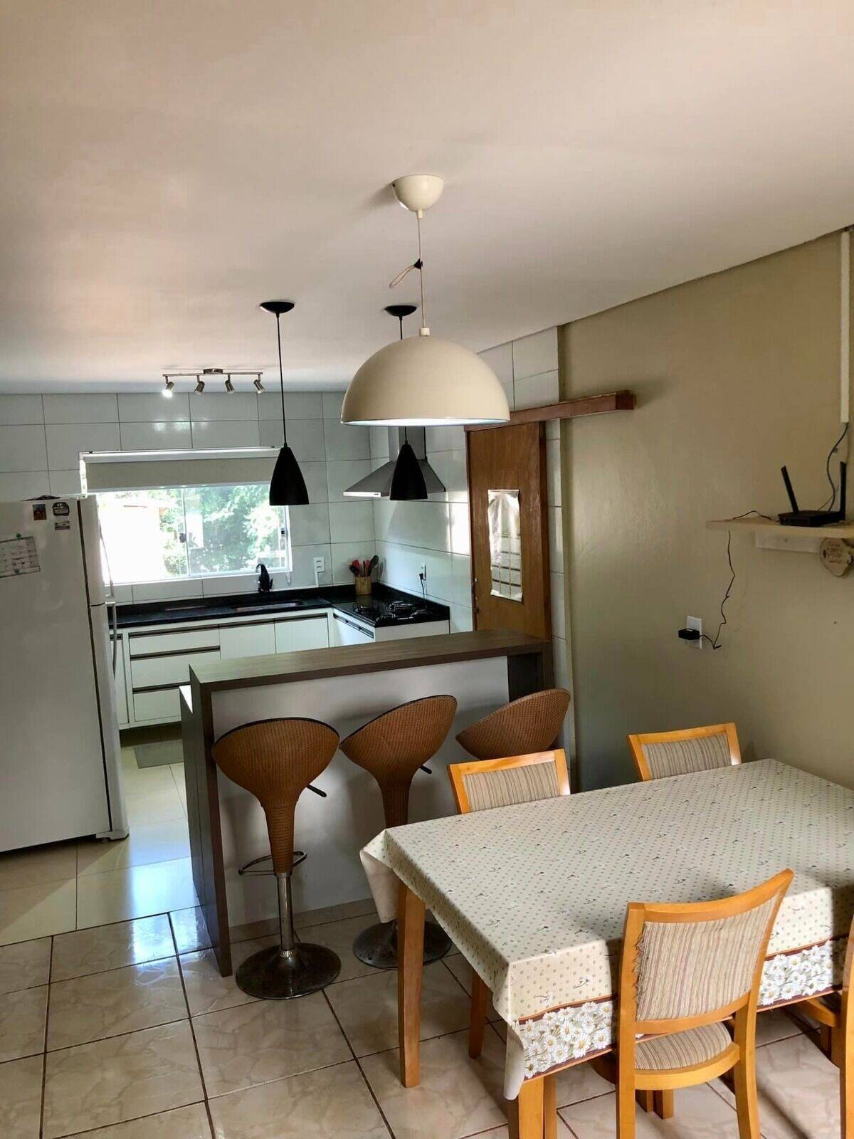 Casa, 2 quartos, 112 m² - Foto 1