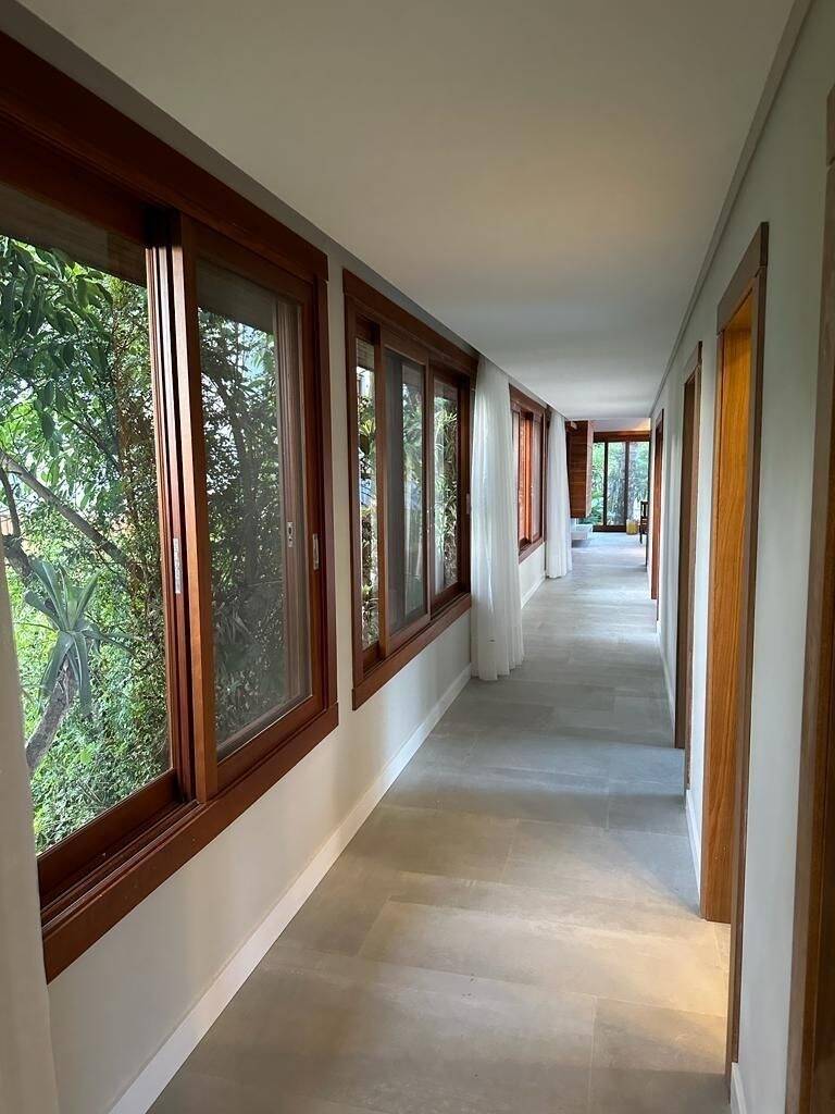 Casa para alugar com 3 quartos, 450m² - Foto 9