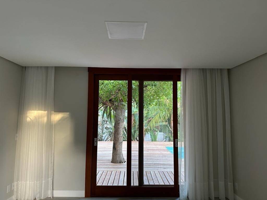 Casa para alugar com 3 quartos, 450m² - Foto 13
