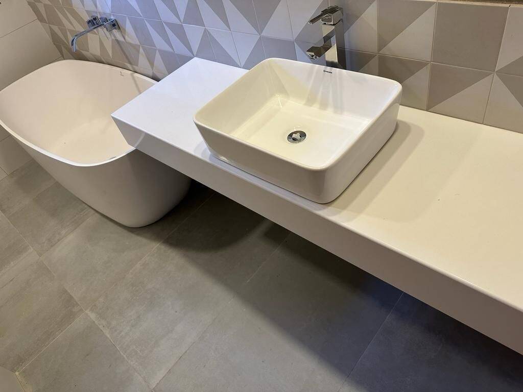 Casa para alugar com 3 quartos, 450m² - Foto 15