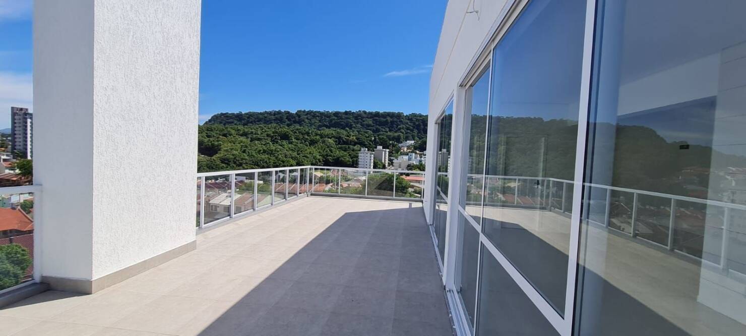 Apartamento à venda com 3 quartos, 199m² - Foto 5