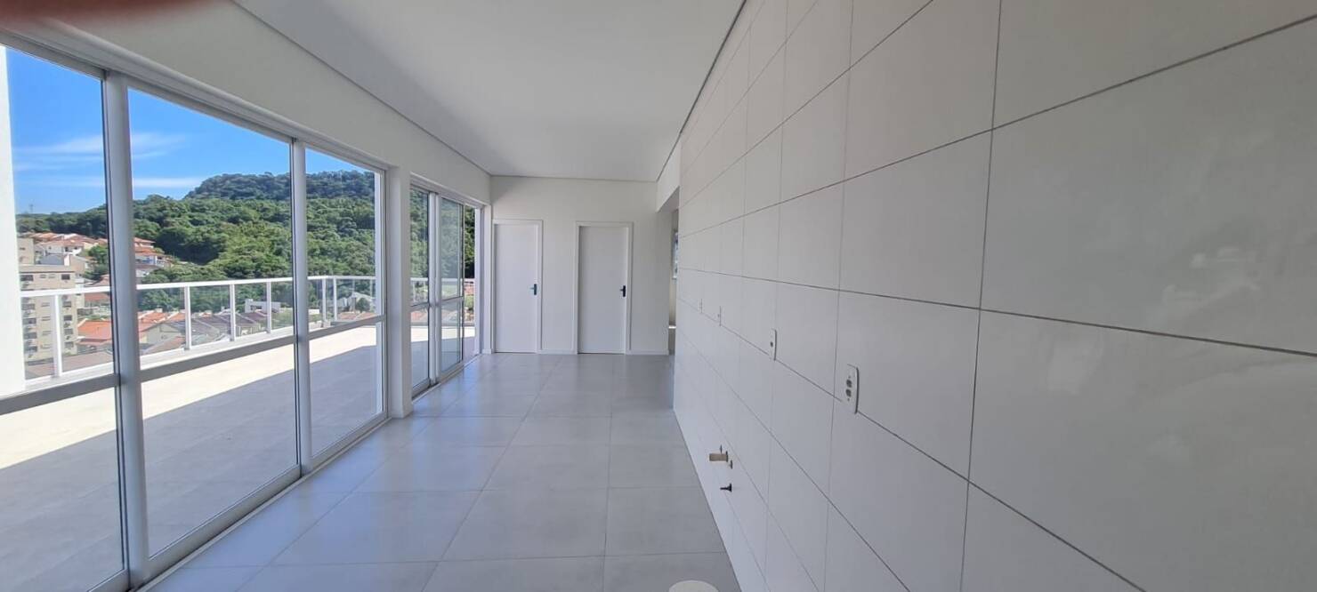 Apartamento à venda com 3 quartos, 199m² - Foto 7