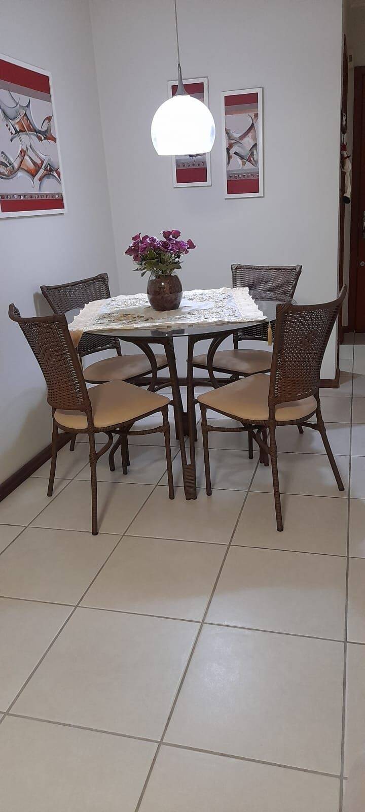 Apartamento à venda com 2 quartos, 60m² - Foto 10
