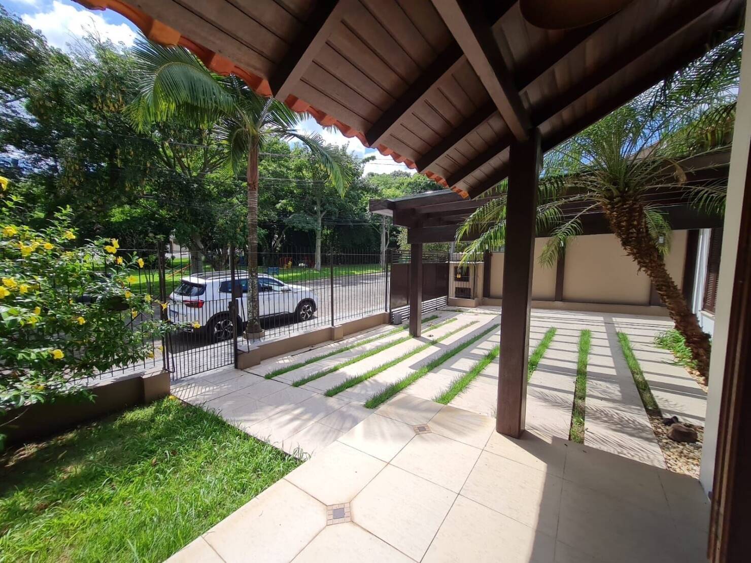Casa à venda com 3 quartos, 230m² - Foto 5