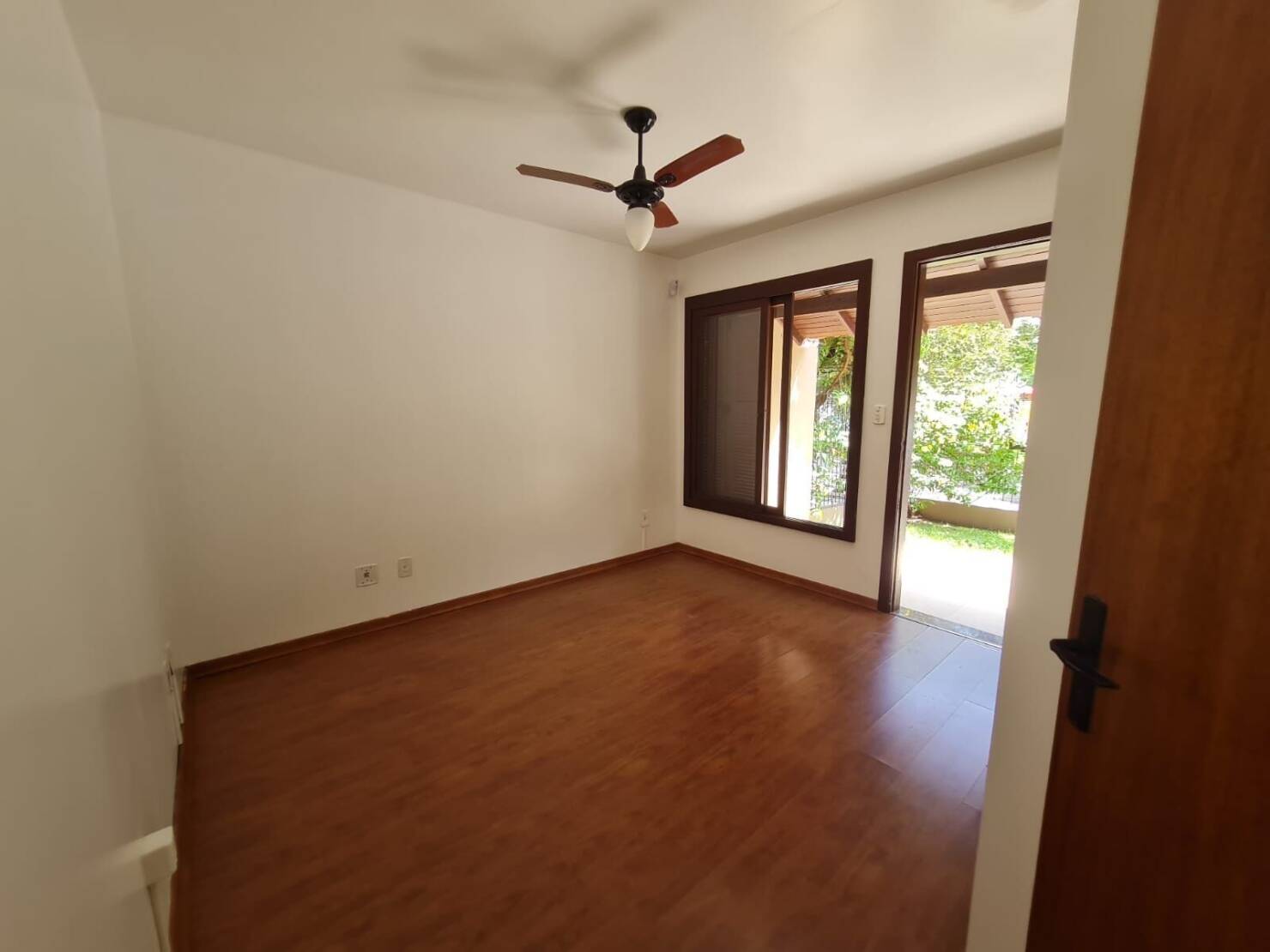 Casa à venda com 3 quartos, 230m² - Foto 6