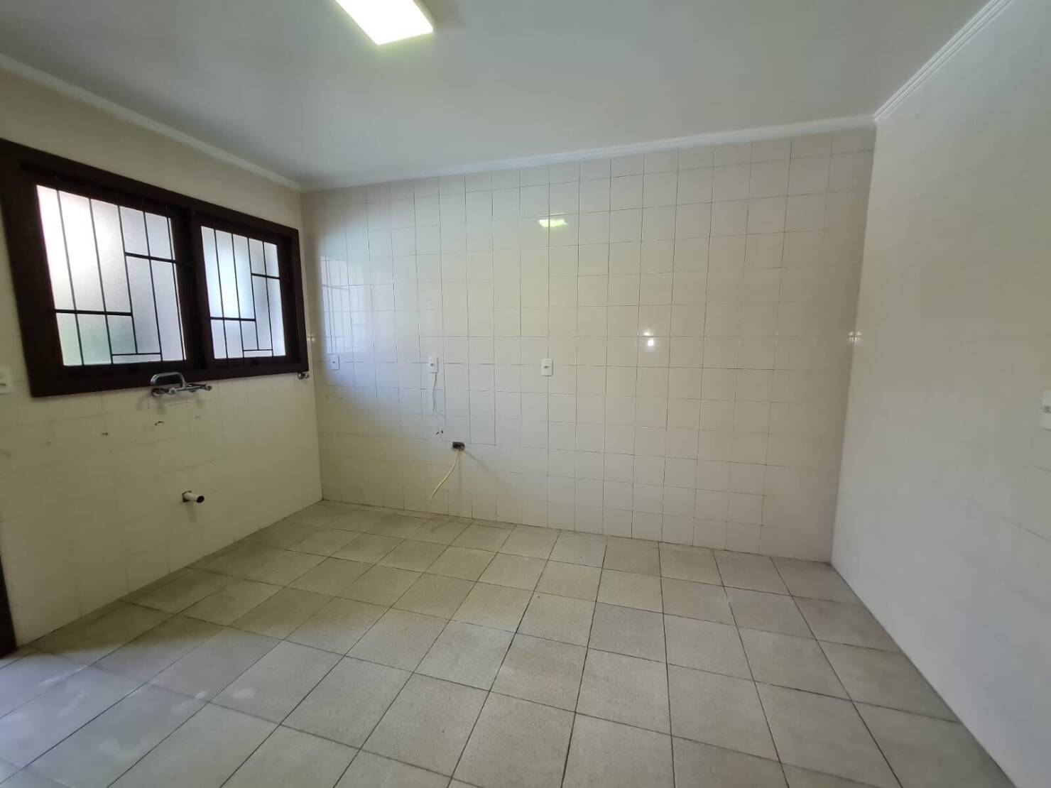 Casa à venda com 3 quartos, 230m² - Foto 9