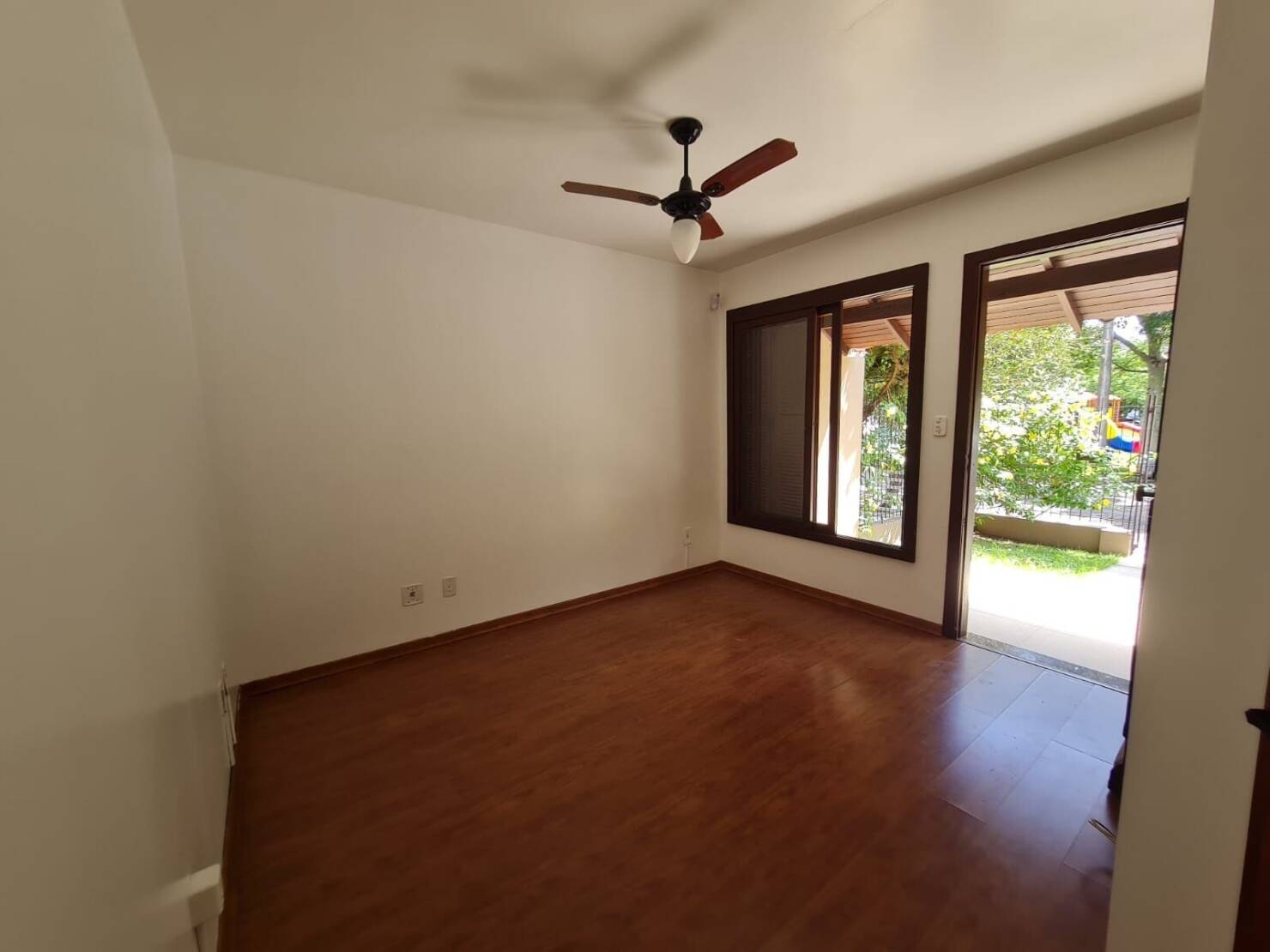 Casa à venda com 3 quartos, 230m² - Foto 15