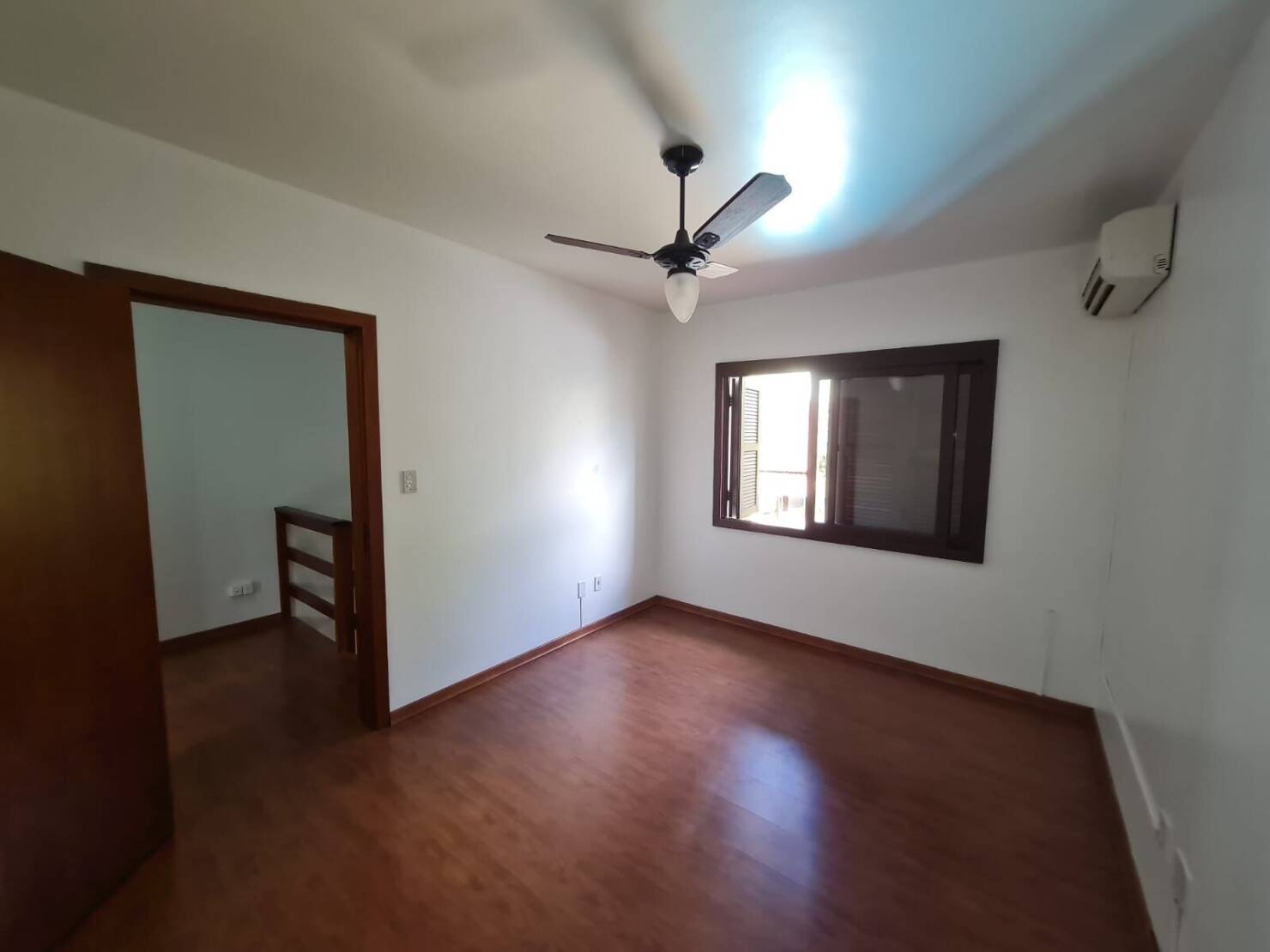 Casa à venda com 3 quartos, 230m² - Foto 17