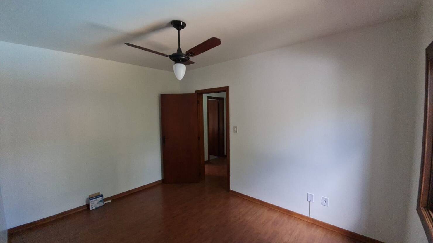 Casa à venda com 3 quartos, 230m² - Foto 18