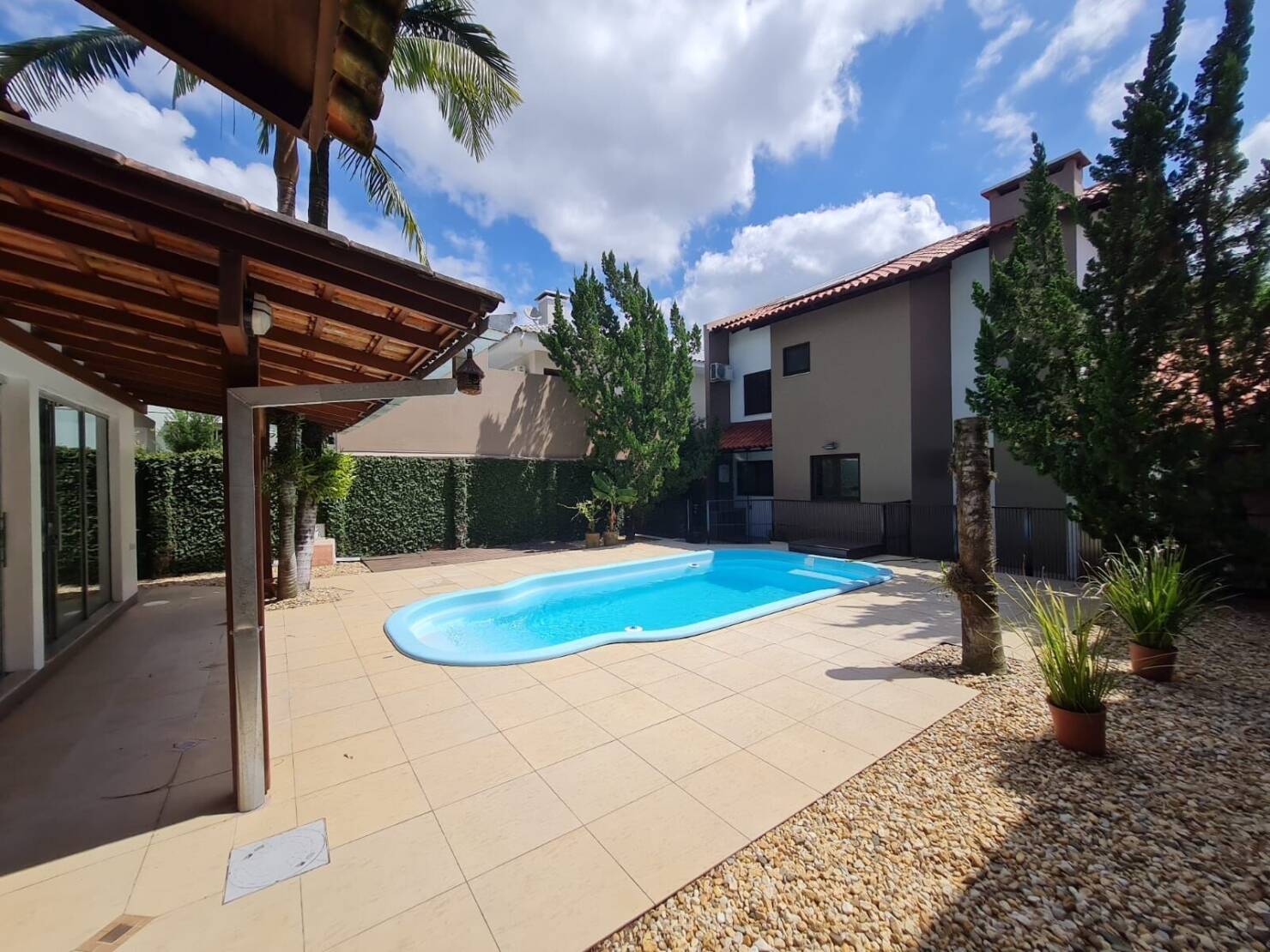 Casa à venda com 3 quartos, 230m² - Foto 28