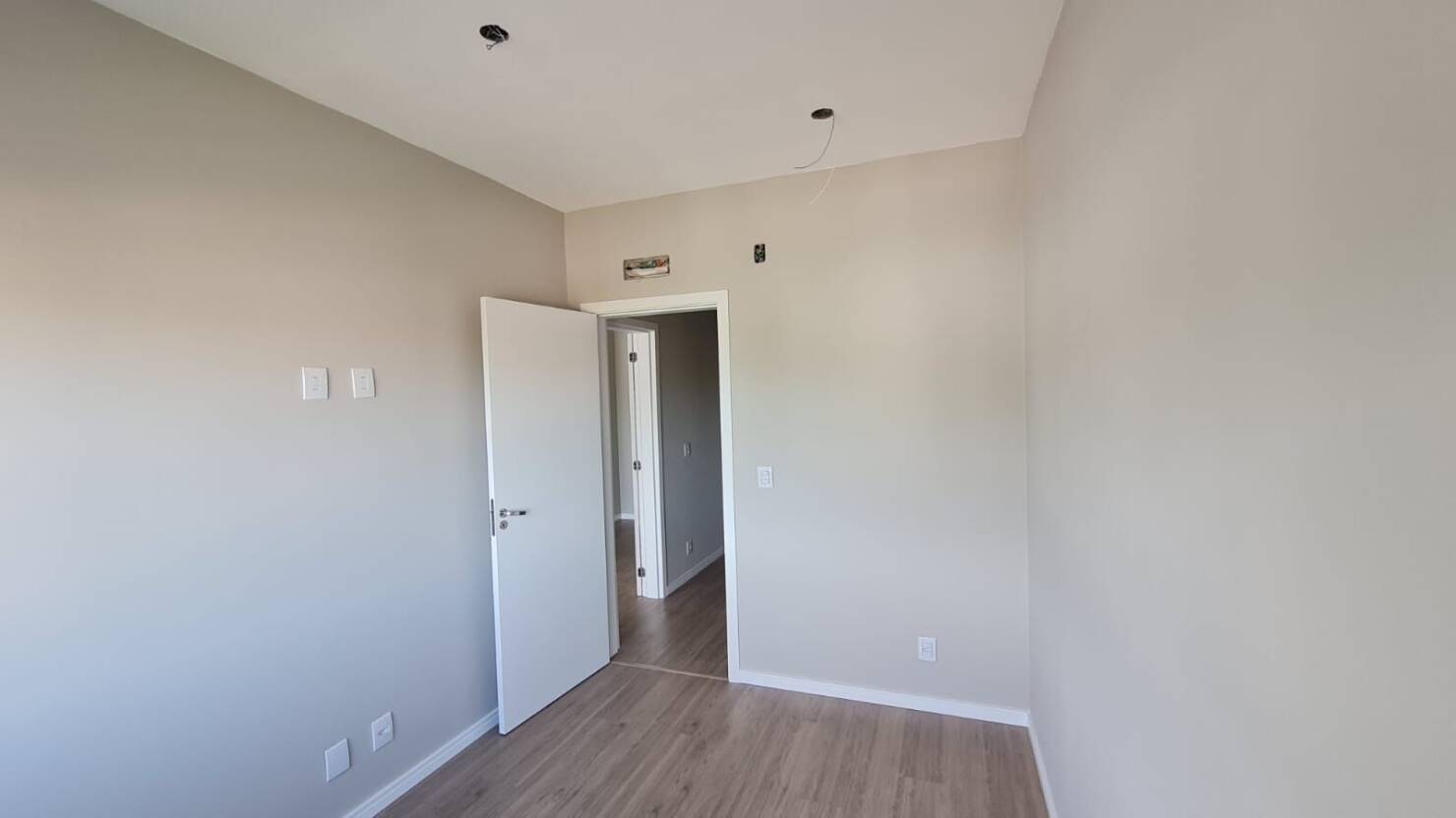 Casa à venda com 4 quartos, 207m² - Foto 15