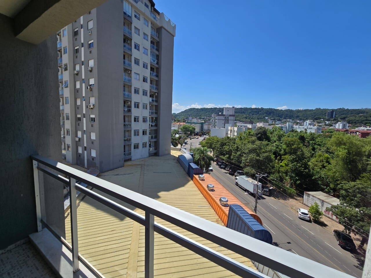 Apartamento à venda com 3 quartos, 77m² - Foto 5