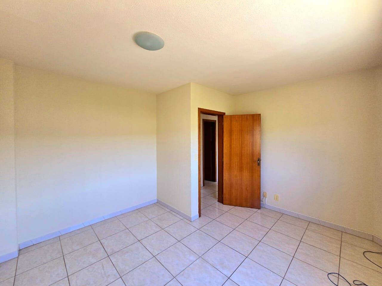 Apartamento à venda com 3 quartos, 77m² - Foto 16