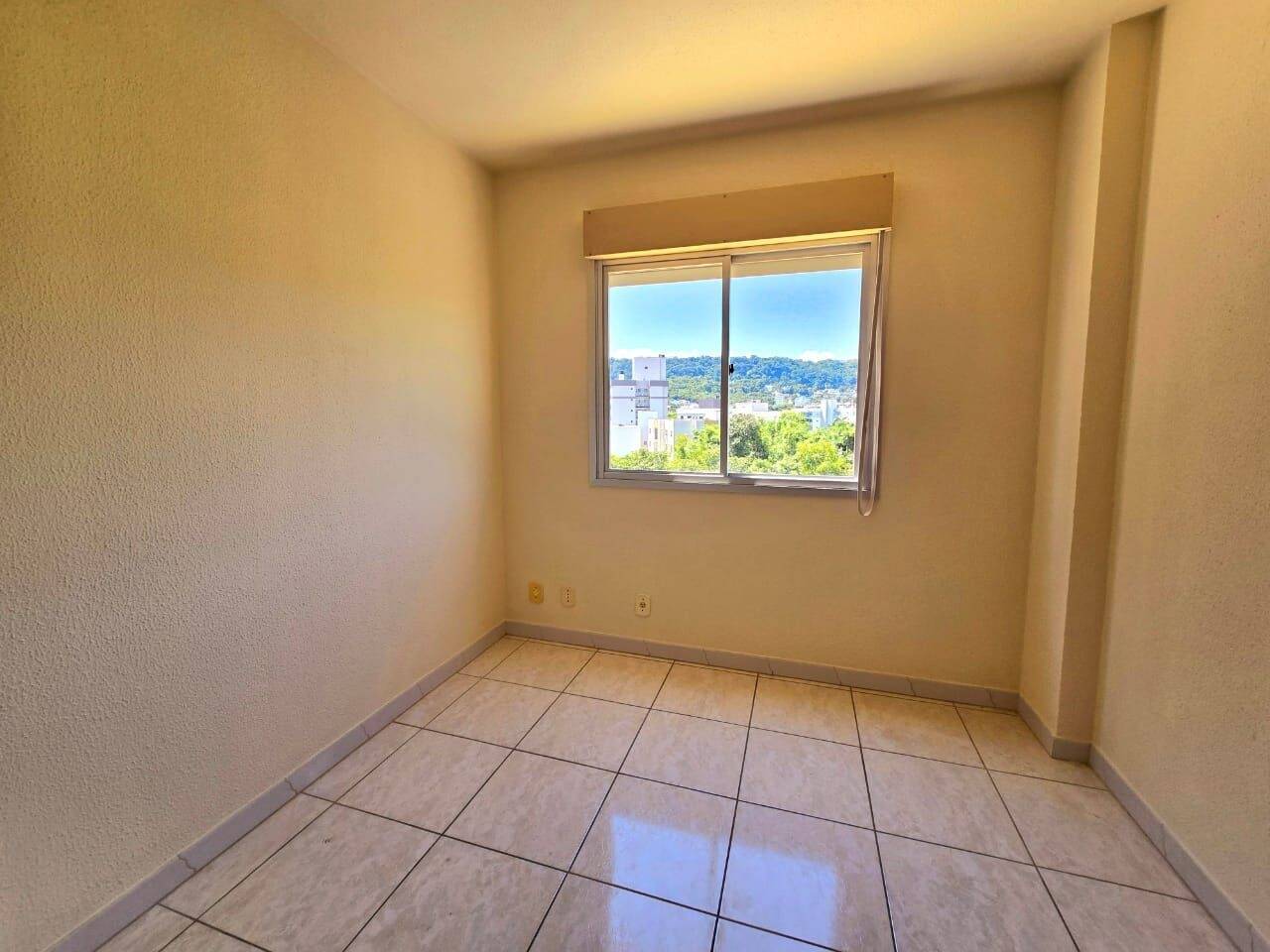 Apartamento à venda com 3 quartos, 77m² - Foto 19