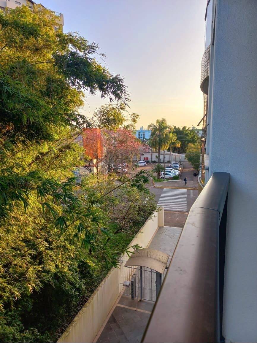 Apartamento à venda com 2 quartos, 68m² - Foto 20