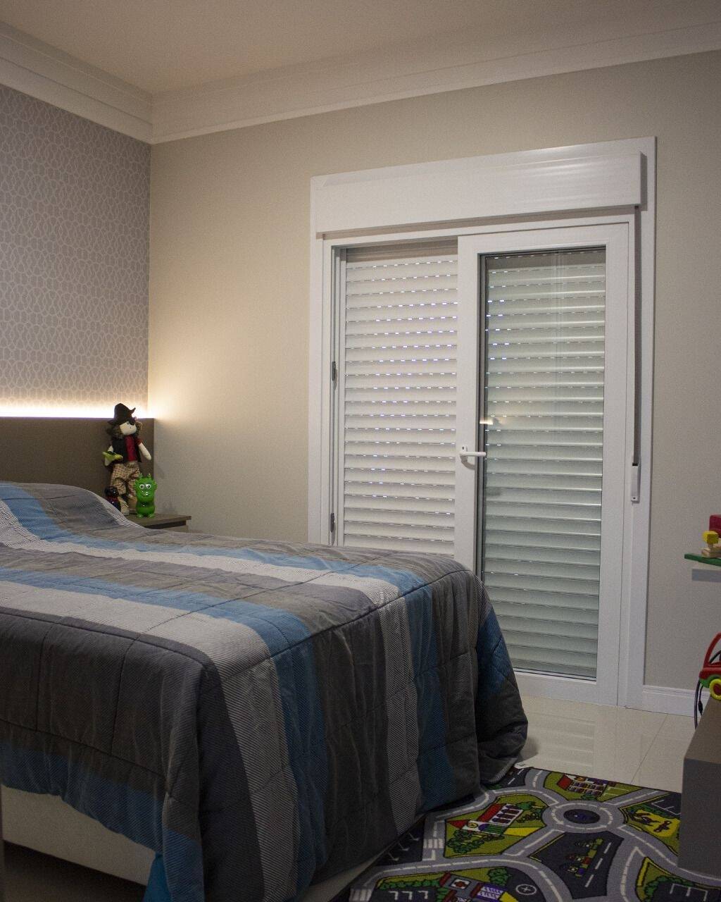 Apartamento à venda com 3 quartos, 231m² - Foto 4