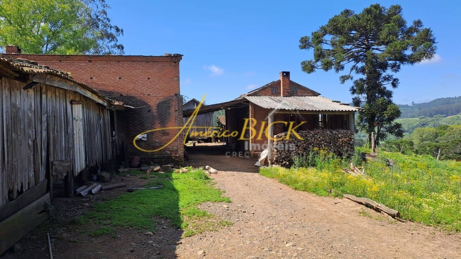 Chácara à venda com 2 quartos, 130m² - Foto 9