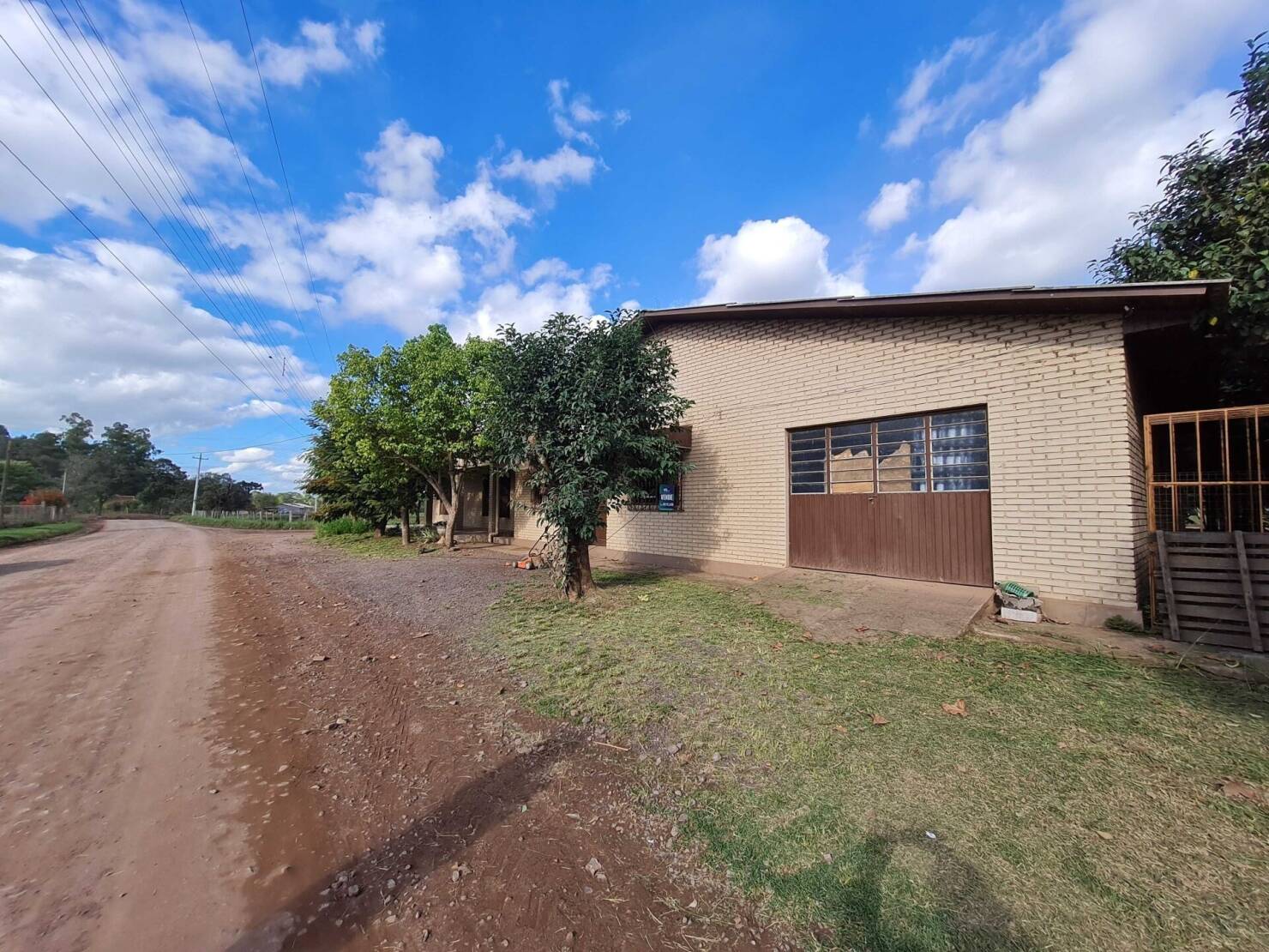 Chácara à venda com 3 quartos, 4840m² - Foto 2