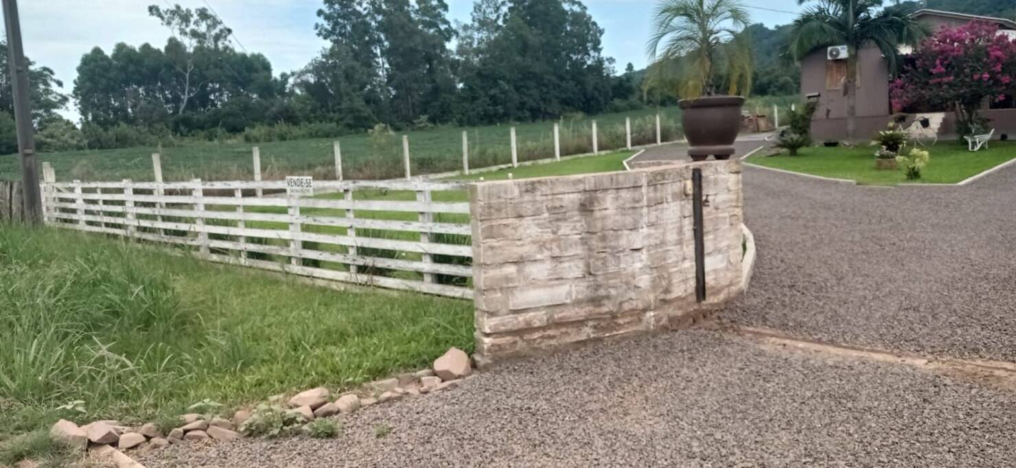 Chácara à venda com 3 quartos, 240m² - Foto 3
