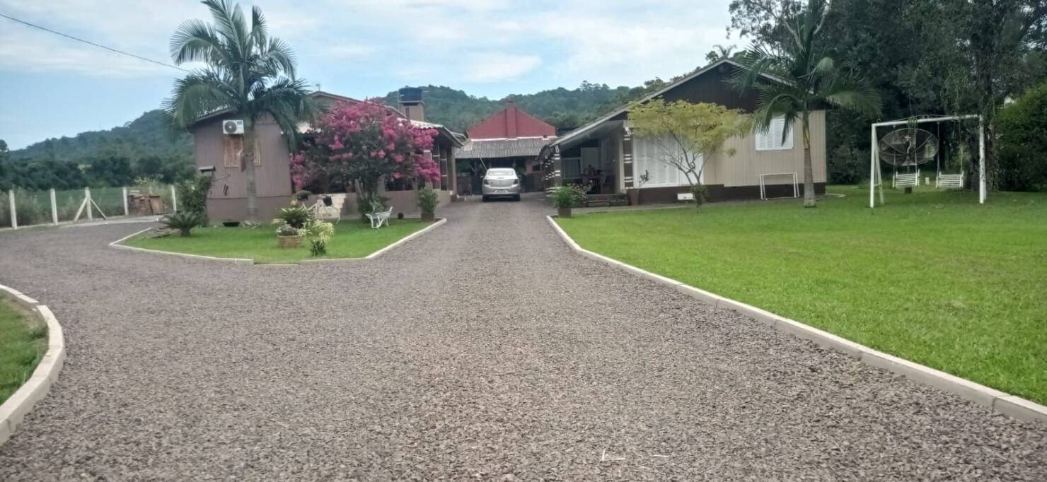 Chácara à venda com 3 quartos, 240m² - Foto 4