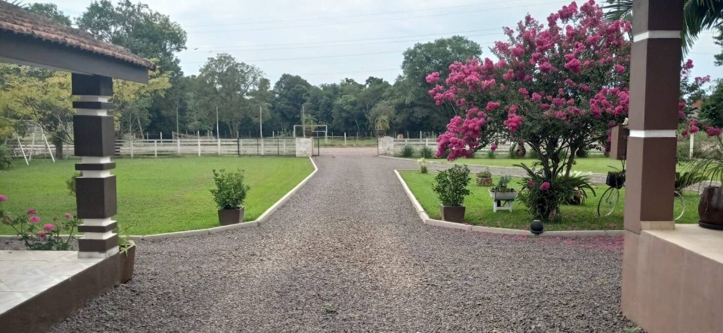 Chácara à venda com 3 quartos, 240m² - Foto 6